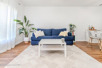 1390 Hampton Park Ln in Melbourne, FL - Building Photo - Building Photo