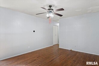 400 Lexington Heights Dr in Rochester, IL - Building Photo - Building Photo