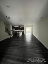 1607 Glacier Dr in Durham, NC - Building Photo - Building Photo