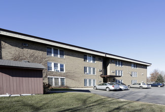 645 Moraine Ter in Schererville, IN - Building Photo - Building Photo