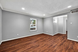 835 Heights in Houston, TX - Foto de edificio - Interior Photo