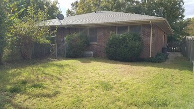 1232 N Edwards in Wichita, KS - Building Photo - Building Photo