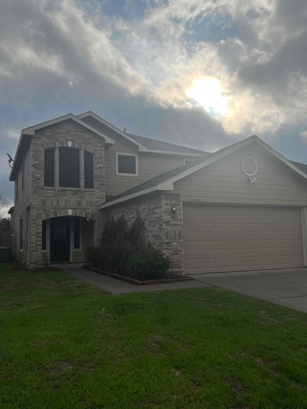 property at 19418 Sandy Woods Dr