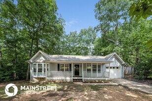 6568 Davison Rd in Pinson, AL - Building Photo