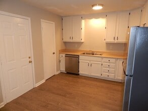 515 N Walnut St in Seneca, SC - Building Photo - Building Photo