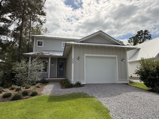 property at 220 Greenbriar Ln