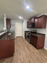 5502 Rainbow Rd. in Mont Belvieu, TX - Building Photo - Building Photo