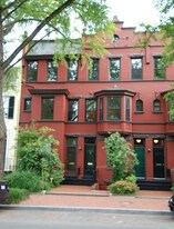 3038 1/2 R St NW in Washington, DC - Building Photo
