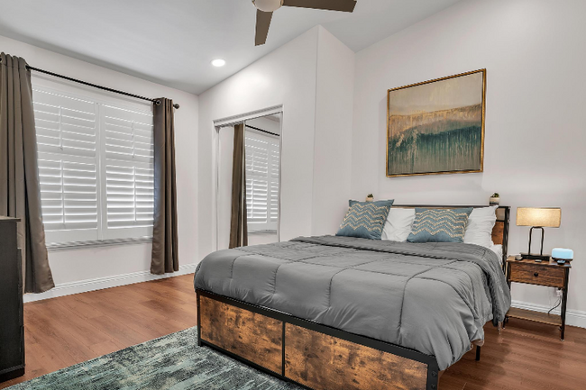 property at 3784 Nectarine Cir