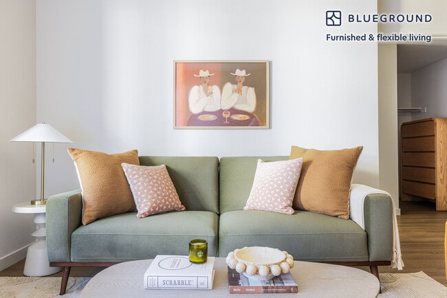 2333 Calle Del Mundo, Unit PL FL4-ID2140 in Santa Clara, CA - Foto de edificio - Building Photo