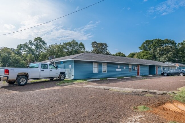 Appleby Courtyard in Garrison, TX - Building Photo - Building Photo