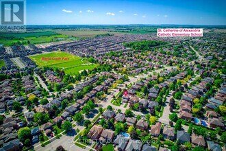 42 Gooderham Dr in Halton Hills, ON - Building Photo - Building Photo