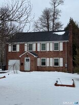 336 Ridgewood Rd in West Hartford, CT - Building Photo