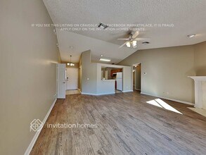 12302 Soaring Flight Dr in Jacksonville, FL - Foto de edificio - Building Photo