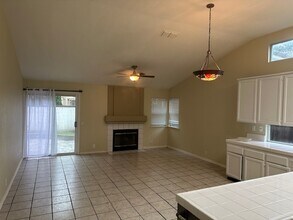 10707 Fire Island Cir in Stockton, CA - Building Photo - Building Photo