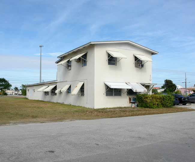 28-36 NE 3rd Rd in Homestead, FL - Building Photo - Building Photo