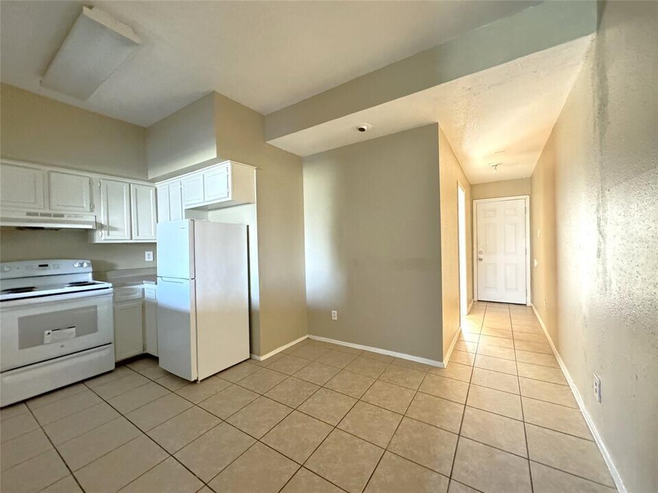 8746 Village of Fondren in Houston, TX - Building Photo