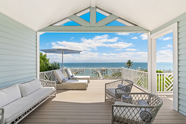 property at 573 Buttonwood Bay Dr