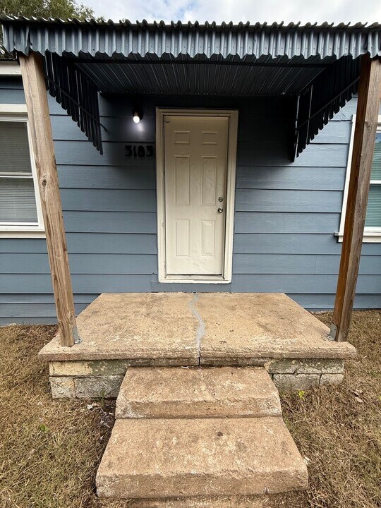 3183 S Davidson St in Wichita, KS - Building Photo