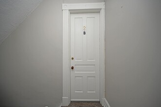 475 Riddle Rd, Unit 2B in Cincinnati, OH - Building Photo - Building Photo