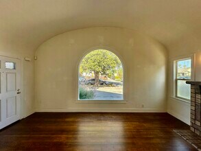 2943 9th Ave in Los Angeles, CA - Building Photo - Building Photo