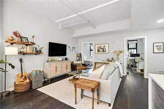 2545 Penn Ave in Pittsburgh, PA - Building Photo - Building Photo