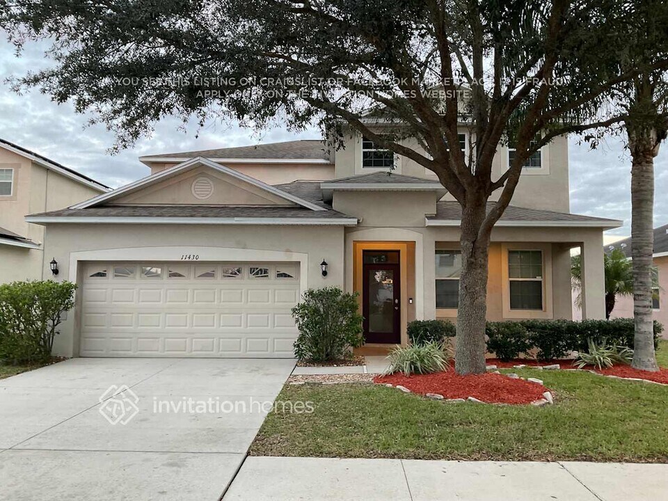 11430 Flora Springs Dr in Riverview, FL - Building Photo