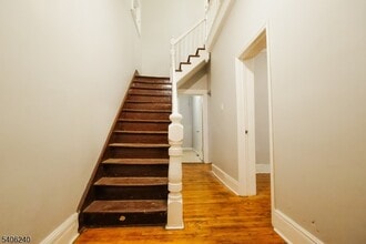 106 S 11th St in Newark, NJ - Foto de edificio - Building Photo