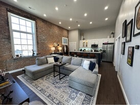 1199 Central Ave in Dubuque, IA - Building Photo