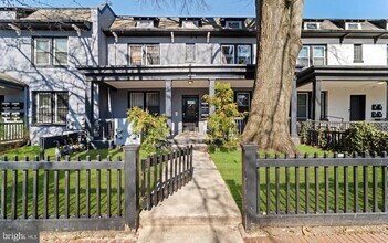 1660 West Virginia Ave NE in Washington, DC - Building Photo - Building Photo