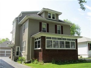 42 Edgewood Ave in Tonawanda, NY - Building Photo