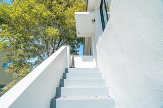 3637 SW 16th St in Miami, FL - Building Photo - Building Photo