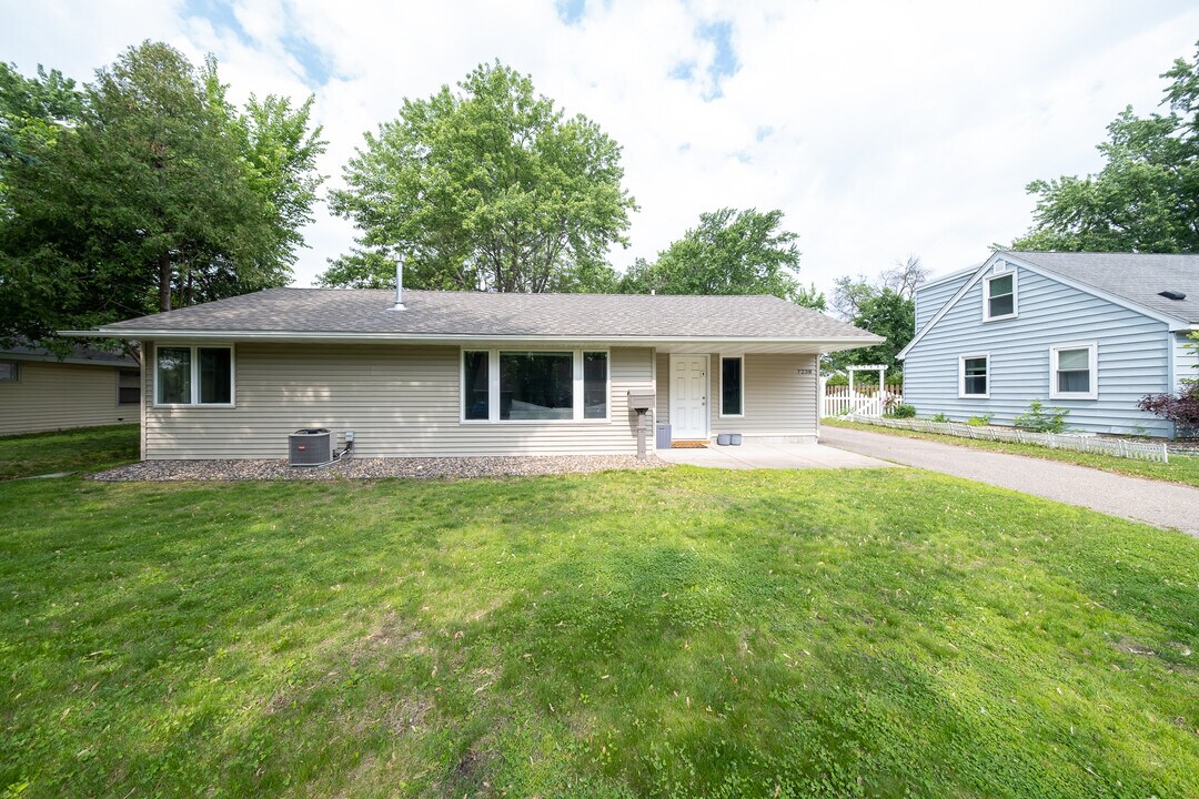 7238 Knox Ave S in Richfield, MN - Building Photo
