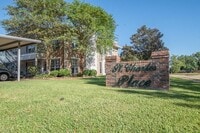 533 Versailles Blvd, Unit A