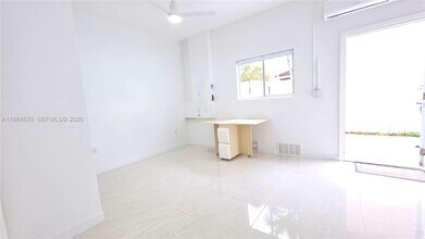 14552 SW 158th Ct in Miami, FL - Building Photo - Building Photo