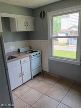 52 Willow Dr in Youngstown, OH - Building Photo - Building Photo