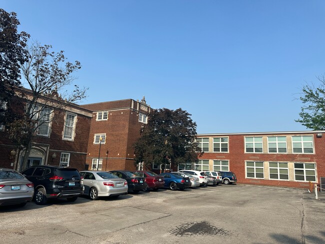 Shawnee Garden Apartments I & II in Louisville, KY - Building Photo - Building Photo