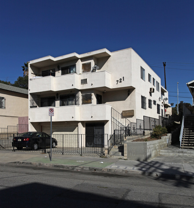 721 New Depot St in Los Angeles, CA - Building Photo