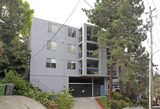 Weldon Apartments in Oakland, CA - Foto de edificio - Building Photo