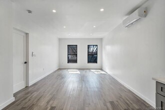 1707 Pitkin Ave in Brooklyn, NY - Building Photo - Building Photo