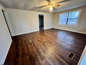 292 S Double Springs Rd in Fayetteville, AR - Building Photo - Building Photo