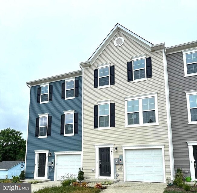 property at 61 Gray Silver Rd