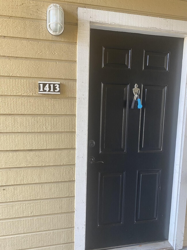 1065 S Hiawassee Rd in Orlando, FL - Building Photo - Building Photo