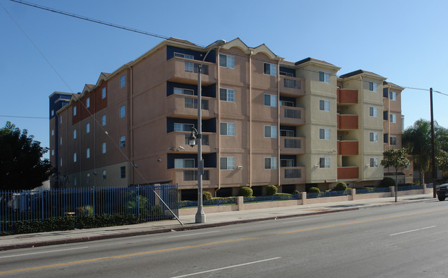 Solomon Renty Senior Villa in Los Angeles, CA - Building Photo - Building Photo