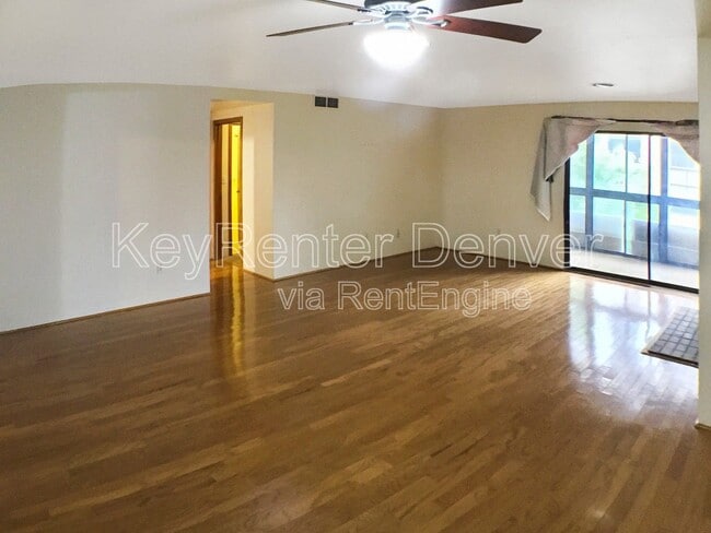 property at 800 N Pearl St