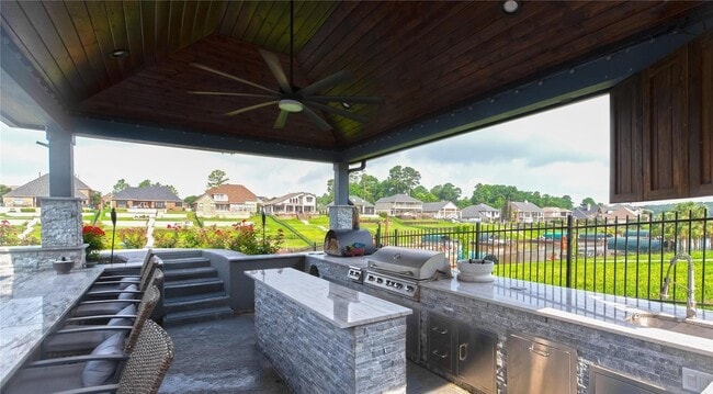 11844 Grand Harbor Blvd in Montgomery, TX - Building Photo - Building Photo