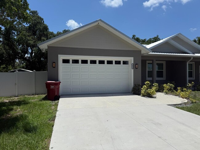1311 W Washington St in Plant City, FL - Building Photo - Building Photo