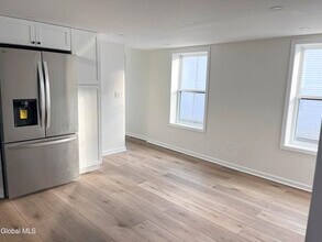 34 Center St in Ballston Spa, NY - Building Photo - Building Photo