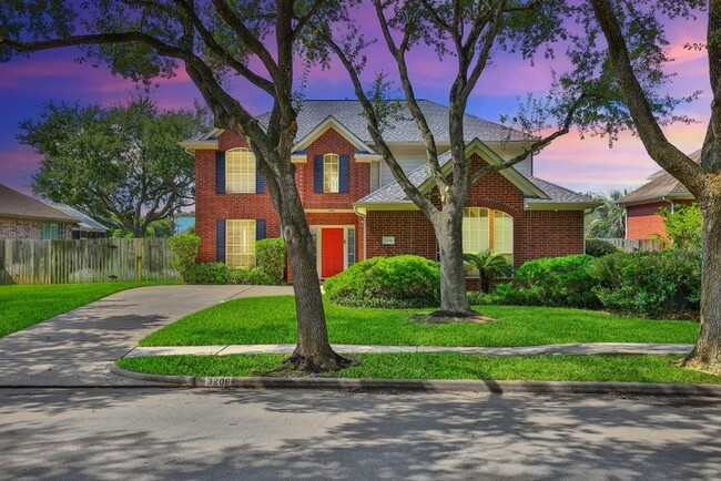 property at 3206 Summer Bay Dr
