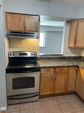 650 Perrie Dr in Elk Grove Village, IL - Building Photo - Building Photo